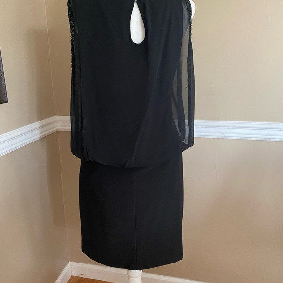 Dress - Picture 3 of 4